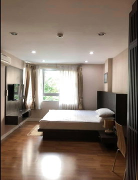 P-133141 — For Sale: The Clover Thonglor Condo 3rd Floor Pool View Inside Thonglor Near BTS Thong Lo. 085-592-2897 Line: @easythaihome