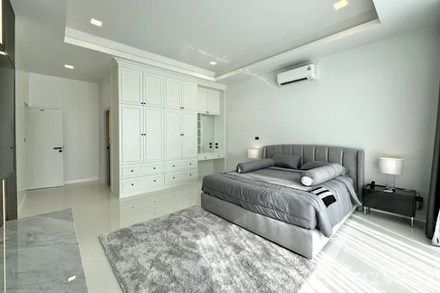 3 Bedroom Villa for sale at Huay Yai Park Villas 5685911
