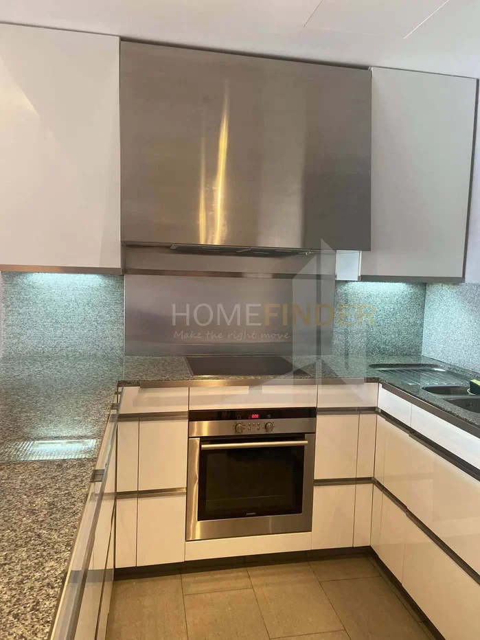 picture The Met 2 bedrooms, for rent - 4/8
