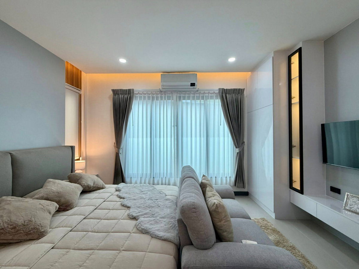 รูป For Sell at Modern Thai House 1 Pool Villa - รูปที่ 35/49