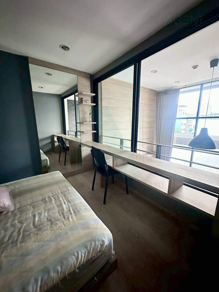 picture 🎉 For Sell Condo L LOFT RATCHADA 19 Building 1, Floor 3,Duplex, Room size 40 sqm - 6/8