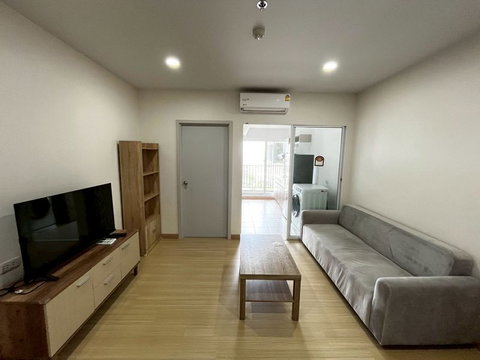 For rent: Supalai Veranda Ramkhamhaeng. One Bedroom Pls Call 0880805558