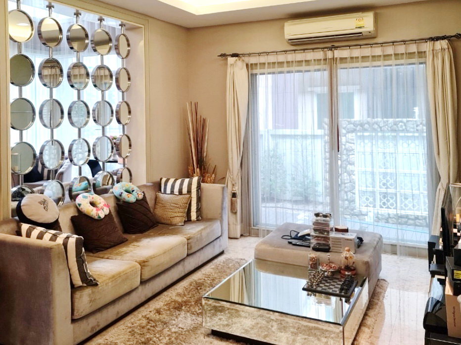 รูป ขายบ้านหรู 3 ชั้น แกรนด์ บางกอก บูเลอวาร์ด รัชดา–รามอินทรา 2 เนื้อที่ 95 ตร.ว. 5 นอน 6 น้ำ เฟอร์นำเข้า ใกล้รถไฟฟ้าสายสีชมพู - รูปที่ 3/92