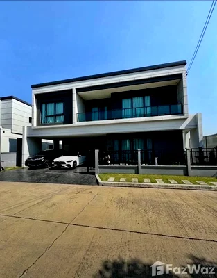 เช่าบ้านเดี่ยว กรุงเทพมหานคร : For rent: โครงการ เซนโทร รามอินทรา–จตุโชติ 2 (CENTRO Ramintr 5815766