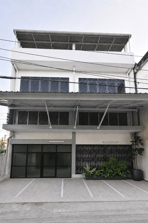 รูป ให้เช่า Office + Warehouse อาคาร 2 คูหา สุขุมวิท 107 (แบริ่ง 13) - รูปที่ 2/24