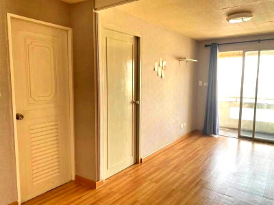 Condos for sale : S010023 Tawanna Residence 2