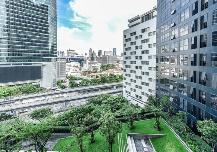 picture A038383 Ashton Chula - Silom - 5/5
