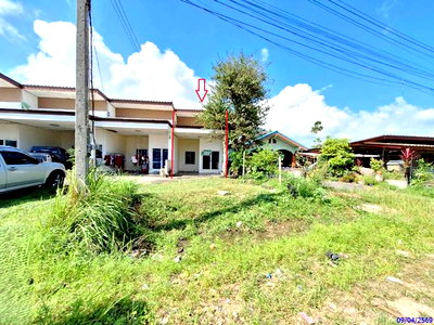 TOWN HOUSE 29 Sq.w. Singha Nakhon Songkhla for 1.1M