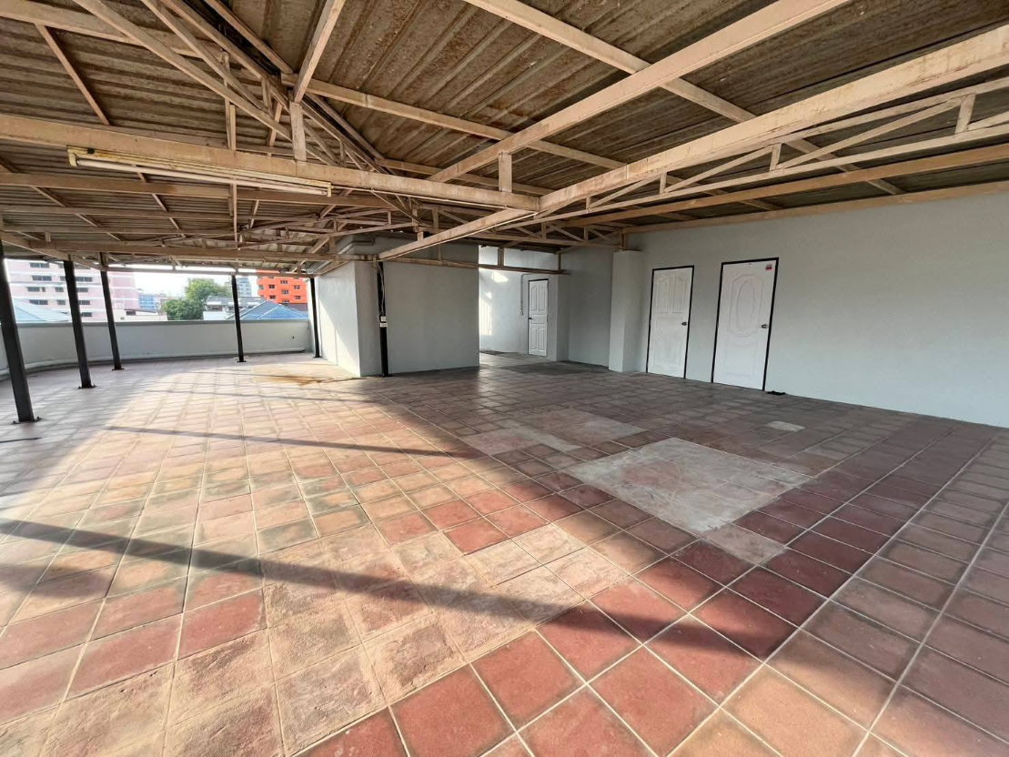 picture WS7545 🏢✨ For Rent: Standalone office building near MRT Rama 9, only 150,000 THB/month. - 27/27