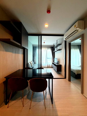 Condos for rent : For Rent - Life Asoke Rama 9 , Luxury Class 1 bedroom 1 bathroom