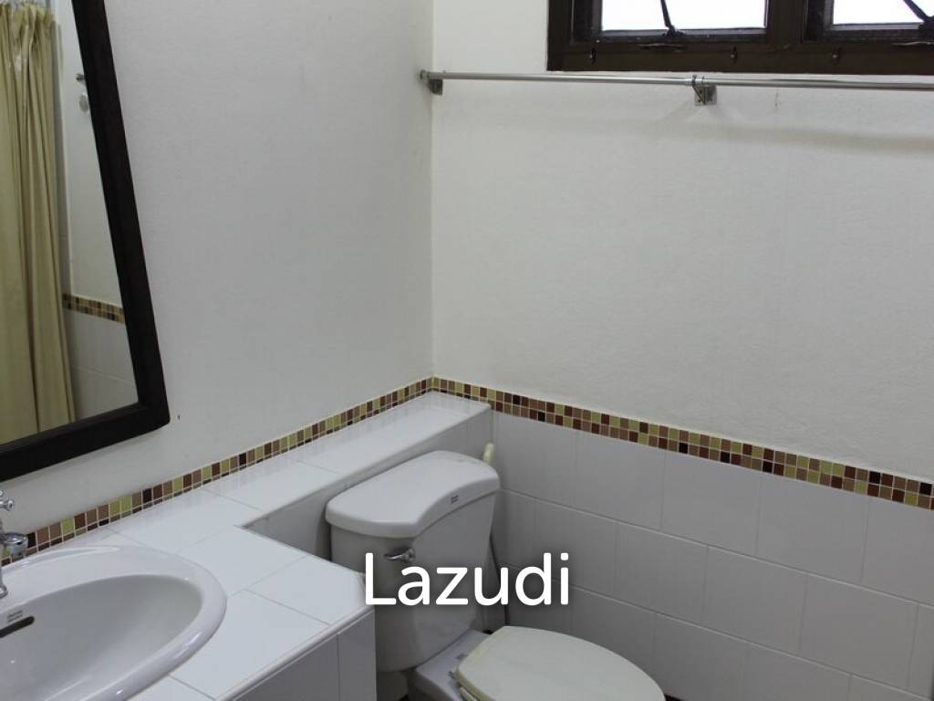 picture 2 Bedrooms Cottage near White Temple - 10/20
