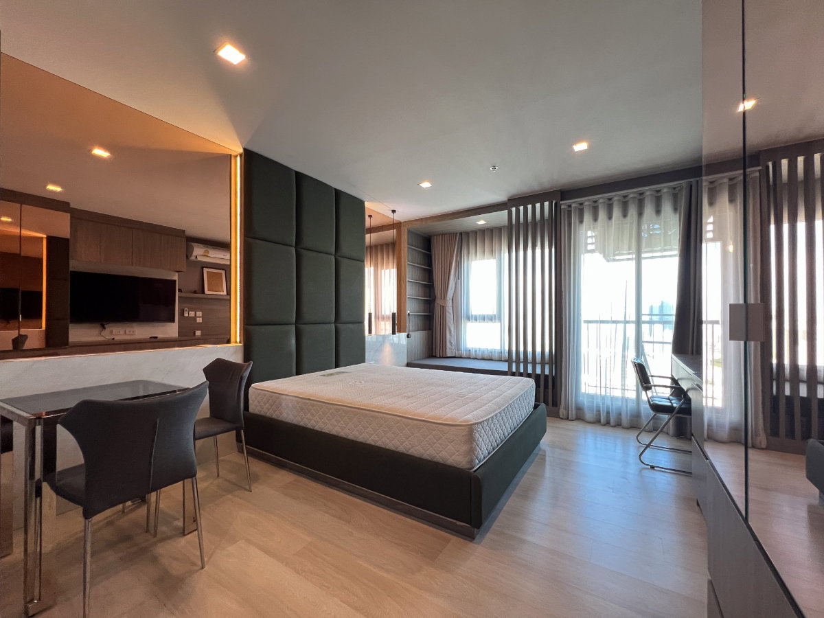 ให้เช่า คอนโด Life One Wireless ชั้น 41 วิวเมือง ห้องพร้อมอยู่ Fully Furnished ใกล้ BTS เพลินจิต