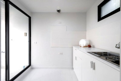 Condos for sale : B010009 LUMPINI PLACE PINKLAO