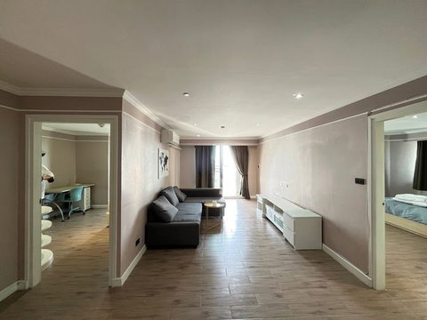 A037743 Flora Ville
