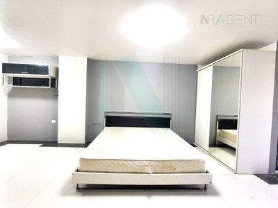 Condos for rent : 🔺 For Rent Condo CHAMPS ELYSEES TIWANON Building D, Floor 5,1 bed room, Room size 61 sqm