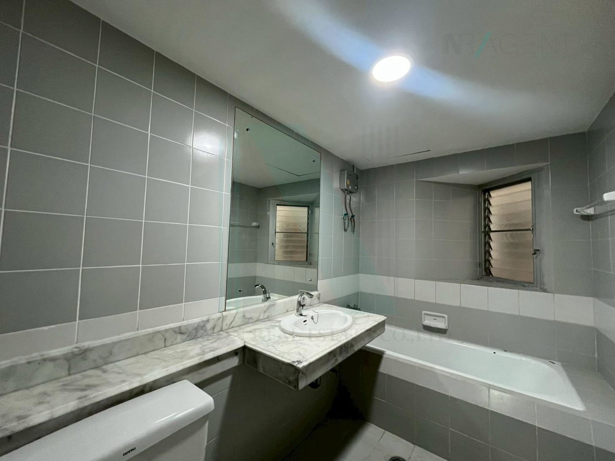 picture ð For Sell Condo BAAN SUANTHON SRINAKARIN Building 1, Floor 3,2 bed room, Room size 60 sqm - 1/8