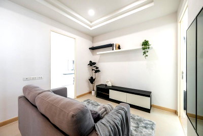 Condos for sale Central Festival East Ville : B010006 Happy Condo Ladprao 101