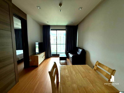 คอนโดให้เช่า : PM035025 ✨Flash Deal ✨ The Address Sathorn (1Bed 1Bath 46 SQM.) พร้อมอยู่ ! เพียง 29,000 บาทต่อเดือน Tel.0981315848 @propmatch
