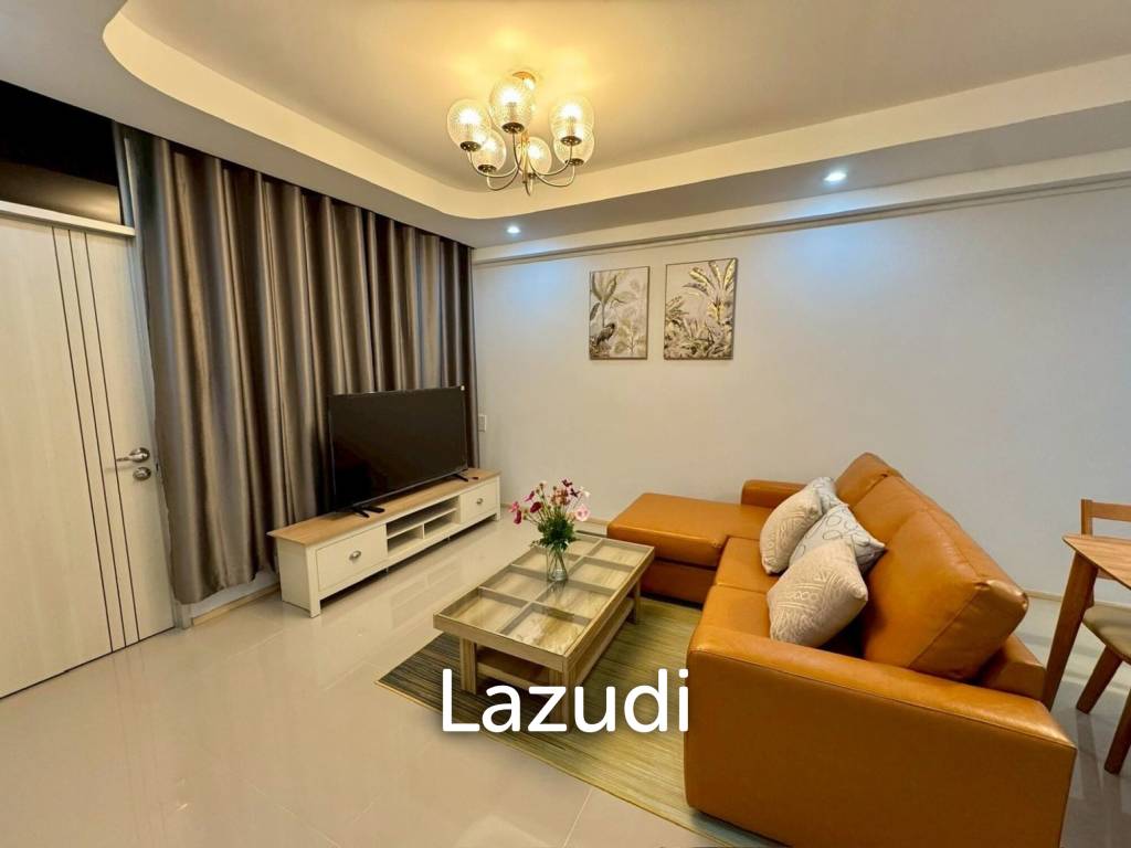 รูป 72 sqm 2 Bedroom Condo on 14th Floor in Huai Khwang Bangkok - รูปที่ 2/6
