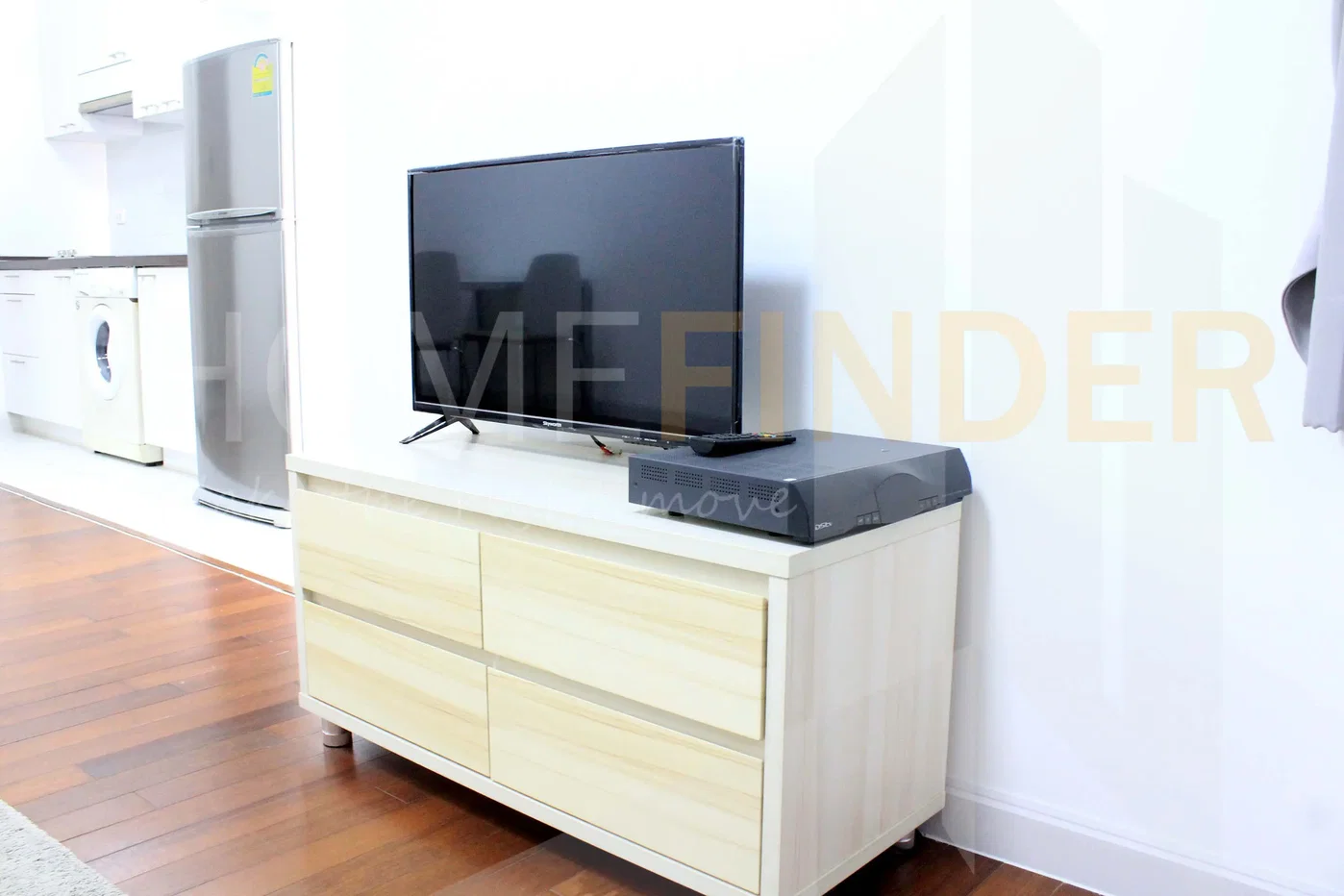 picture The 49 Plus 2 1 bedroom, for rent - 16/24