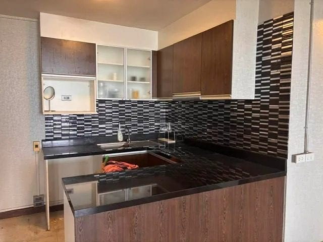 picture A010188 Lake View Condominium - 1/8