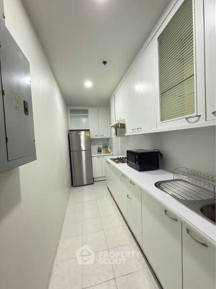 picture 3-BR Condo at Wittayu Complex near BTS Phloen Chit (ID 2939716) - 2/8
