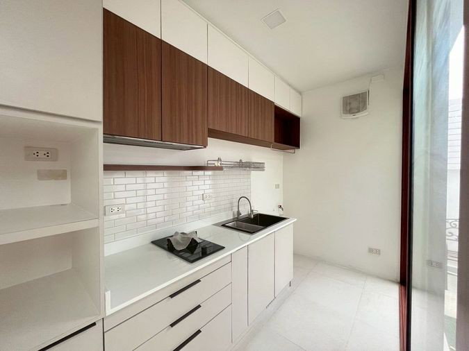 picture A037166 Indy Bangna - Ramkhamhaeng 2 - 8/8