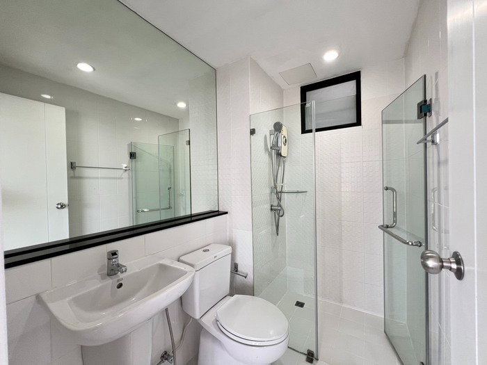 รูป ⭐⭐ให้เช่า!! The Tree Interchange 2Bed 58 ตรม.ตึก B ชั้น 18 ห้องเปล่ามาตรฐานโครงการ ใกล้ MRT เตาปูน/MRT บางโพ สนใจ Line ID: @atfirm⭐⭐ - รูปที่ 6/24