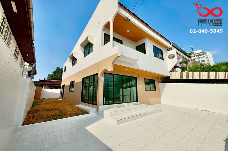 ขายบ้านเดี่ยว 4 ห้องนอน 120 ตร.ม. 45 ตร.ว. เขตบางนา