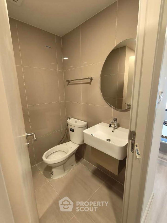 picture 2-BR Condo at COBE Ratchada-Rama 9 near MRT Huai Khwang (ID 2938216) - 5/13