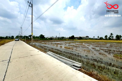ที่ดิน ลำลูกกา ปทุมธานี : ขายที่ดิน 2 ไร่ คลอง 10 ลำลูกกา ปทุมธานี ติดถนน