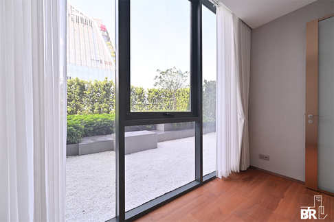 The Estelle Phrom Phong near BTS Phrom Phong Luxury Unit, Ready for You Without the Wait