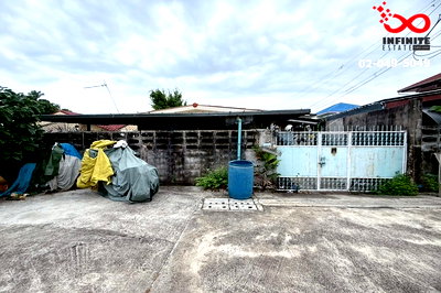 บ้านเดี่ยว วิทยาลัยสารพัดช่างชุมพร : ขายบ้านเดี่ยว 1 ชั้น 52 ตรว. พุทธมณฑลสาย 1- เพชรเกษม 52 หมู่บ้านเจริญสุข