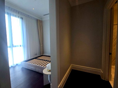 Condos for rent : LTH14907-R267 - Luxury Condo for Rent Chidlom | 98 Wireless | 300K/Month