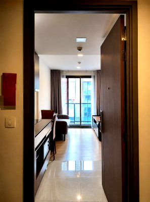 Condos for sale : SALE TAKA HAUS
Ekkamai 12 1 Bedroom 1 Bathroom
 30 sq.m. 8th Floor Building B
Fully Furnished Ready to Move In