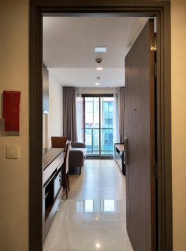 SALE TAKA HAUS
Ekkamai 12 1 Bedroom 1 Bathroom
30 sq.m. 8th Floor Building B
Fully Furnished Ready to Move In