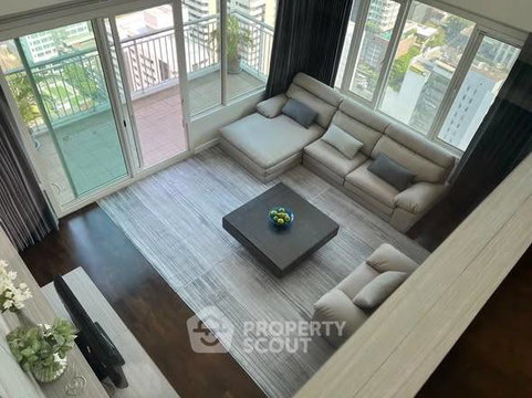 4-BR Condo at Baan Siri 24 near BTS Phrom Phong (ID 2939727)