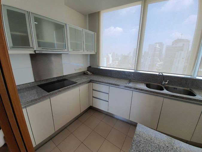 picture A037910 Millennium Residence - 4/8