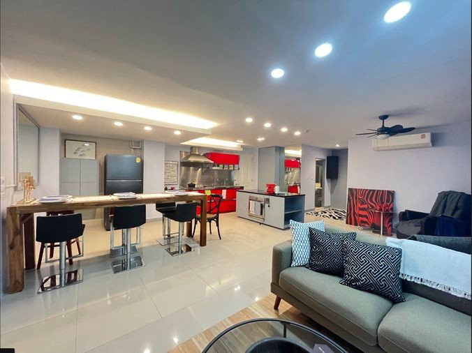 รูป A037997 The Clover Thonglor - รูปที่ 2/8