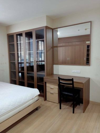 picture A037466 Life @ Sathorn 10 - 2/8