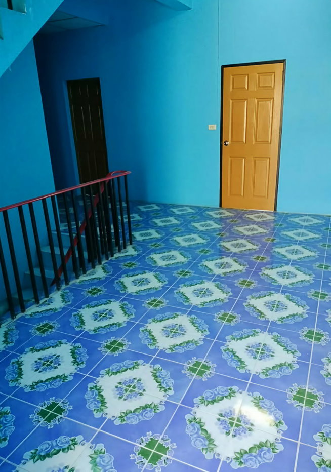 picture Owner Post /184 Moo 8, Isan Subdistrict, Mueang District, Buriram Province 31000 - 7/11