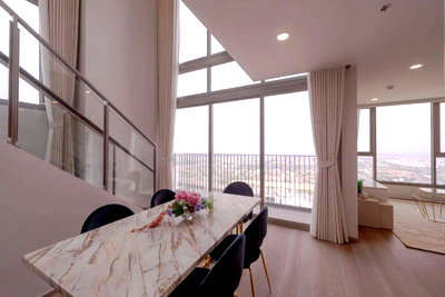 Condos for rent : A037830 Whizdom The Forestias