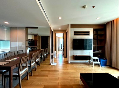 คอนโดให้เช่า : A037896 The Address Asoke