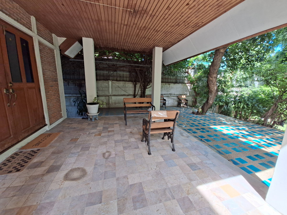 รูป ขายที่ดินพร้อมบ้านเดี่ยว2ชั้น พื้นที่ 200 ตร.ว. ซ.ลาดพร้าว43 แขวงสามเสนนอก เขตห้วยขวาง กทม (ใกล้ BTSสถานีภาวนา) - รูปที่ 3/11