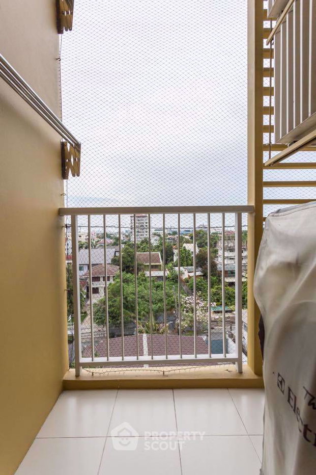 picture 1-BR Condo at Hive Sukhumvit 65 near BTS Ekkamai (ID 1162464) - 5/8