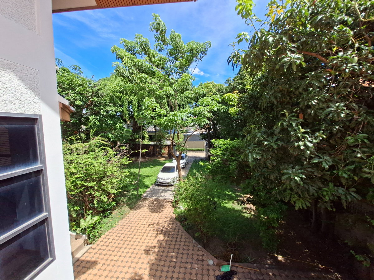 รูป ขายที่ดินพร้อมบ้านเดี่ยว2ชั้น พื้นที่ 200 ตร.ว. ซ.ลาดพร้าว43 แขวงสามเสนนอก เขตห้วยขวาง กทม (ใกล้ BTSสถานีภาวนา) - รูปที่ 8/11