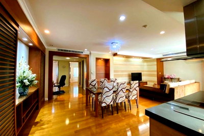 Condos for rent Sukumvit 39 : A037175 The Cadogan Private Residence