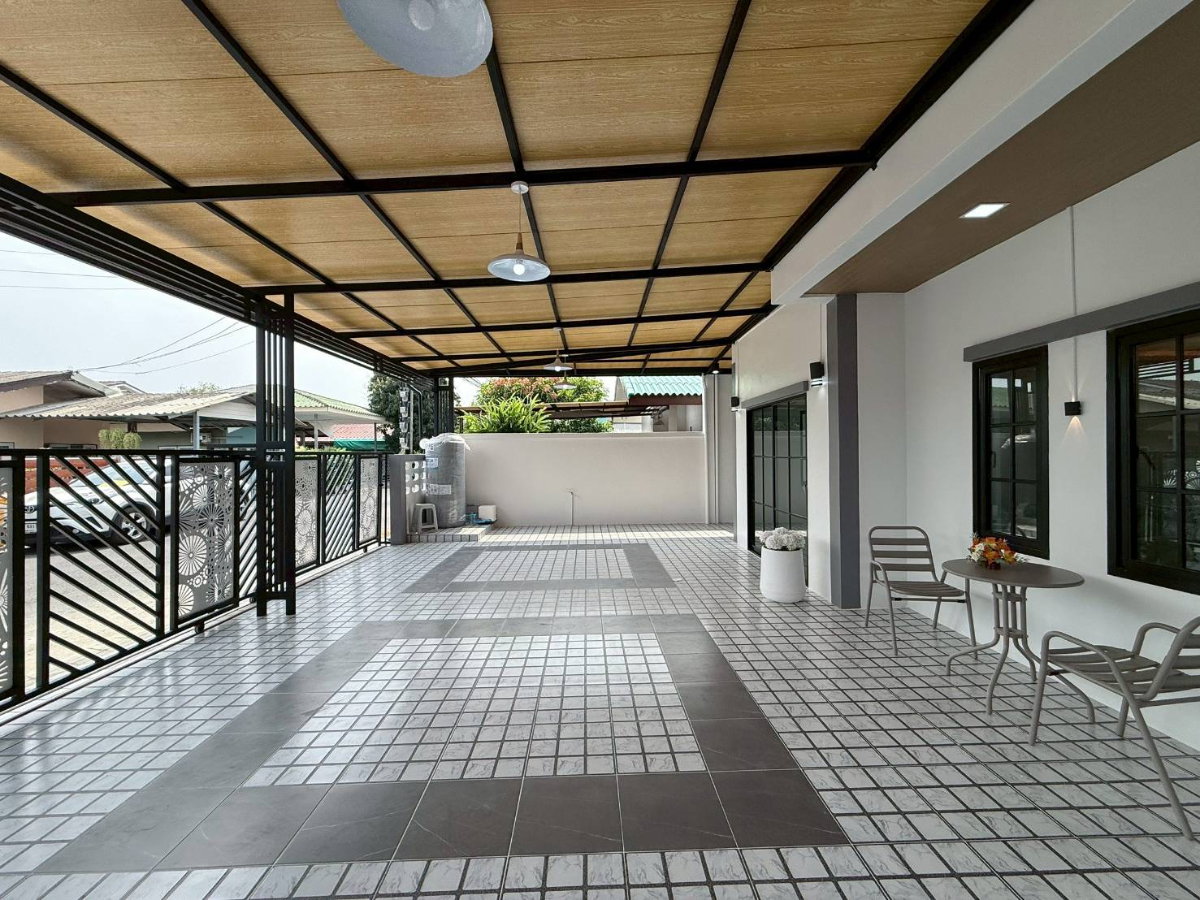 รูป  ขายบ้านเดี่ยว 2 ชั้น 45 ตร.วา  ม.ทหารกองหนุน รามอินทรา109 ซ.พระยาสุเรนท์28    5ห้องนอน 3ห้องน้ำ - รูปที่ 8/20