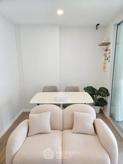 1-BR Condo at Chateau In Town Ratchayothin near BTS Sena Nikhom (ID 2079389)