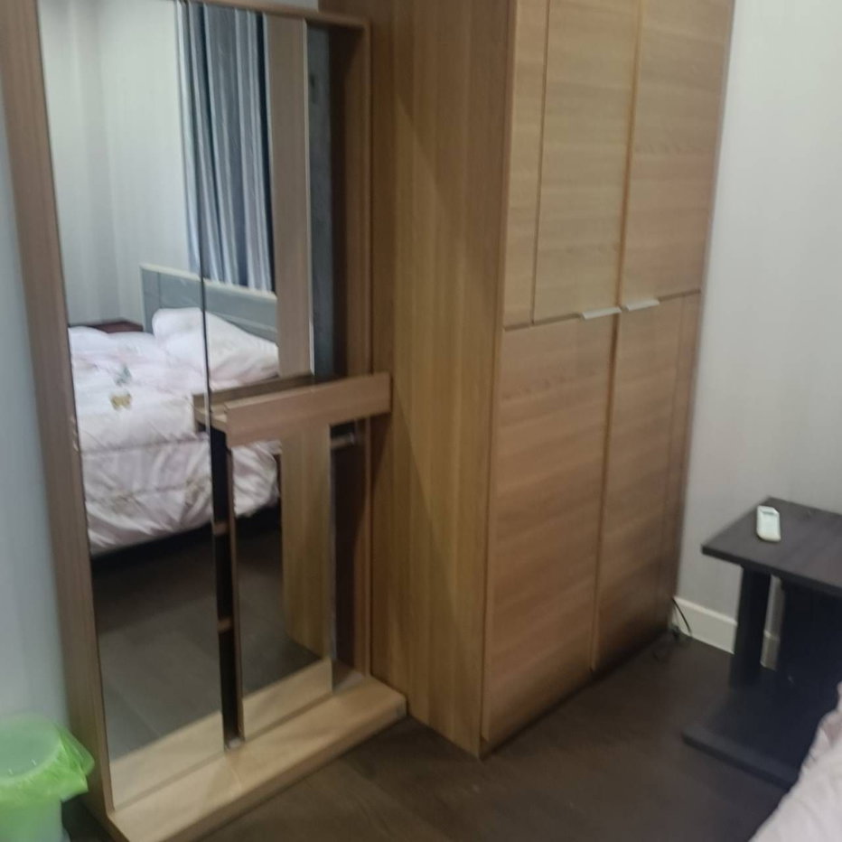 รูป บ้านในโครงการทำเลย่านเศรษฐกิจ พร้อมคลับเฮ้าส์และสระว่ายน้ำในโครงการ พร้อมระบบรักษาความปลอดภัย 24 ชม.     #C3MG100309 - รูปที่ 43/56
